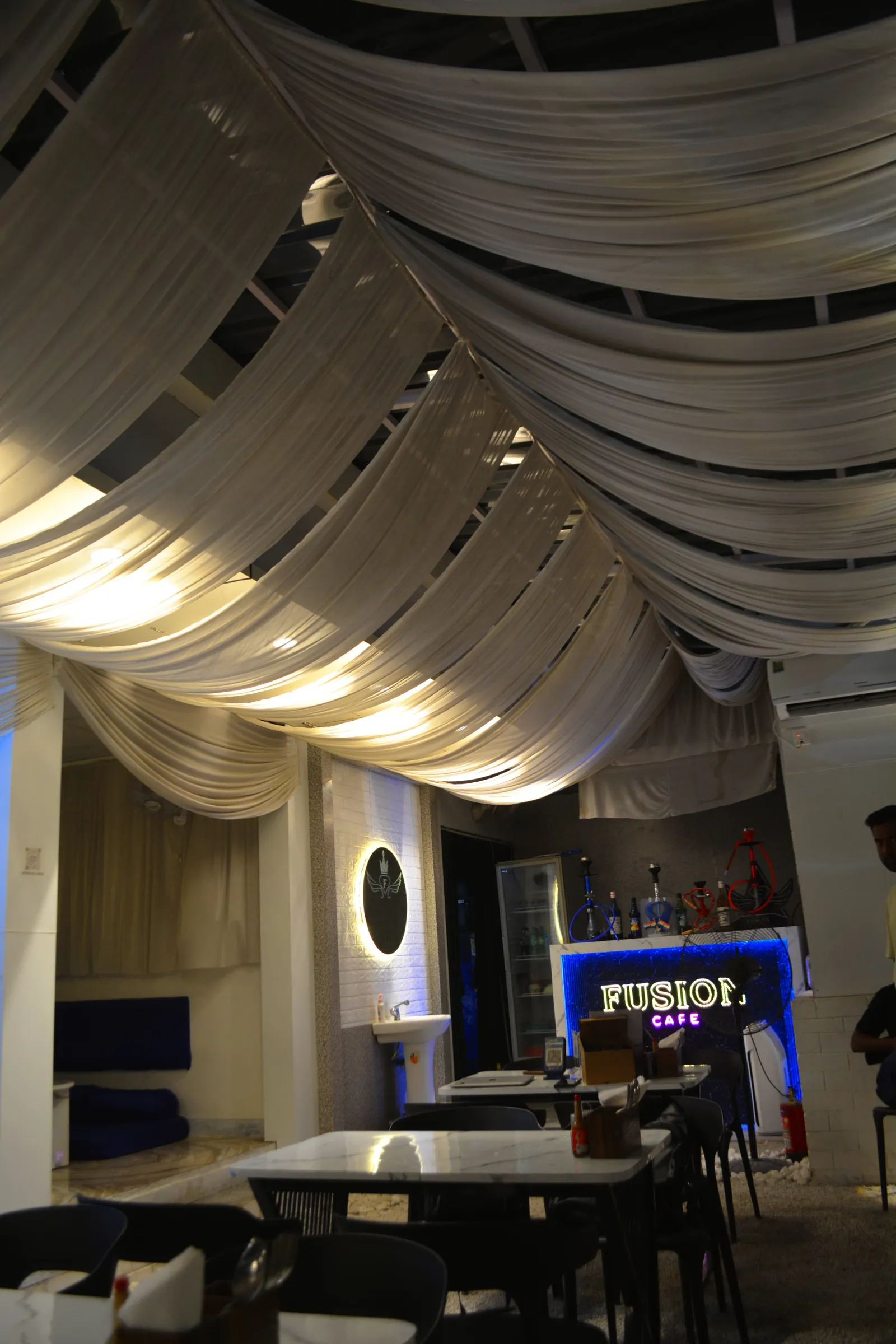 FUSION CAFE