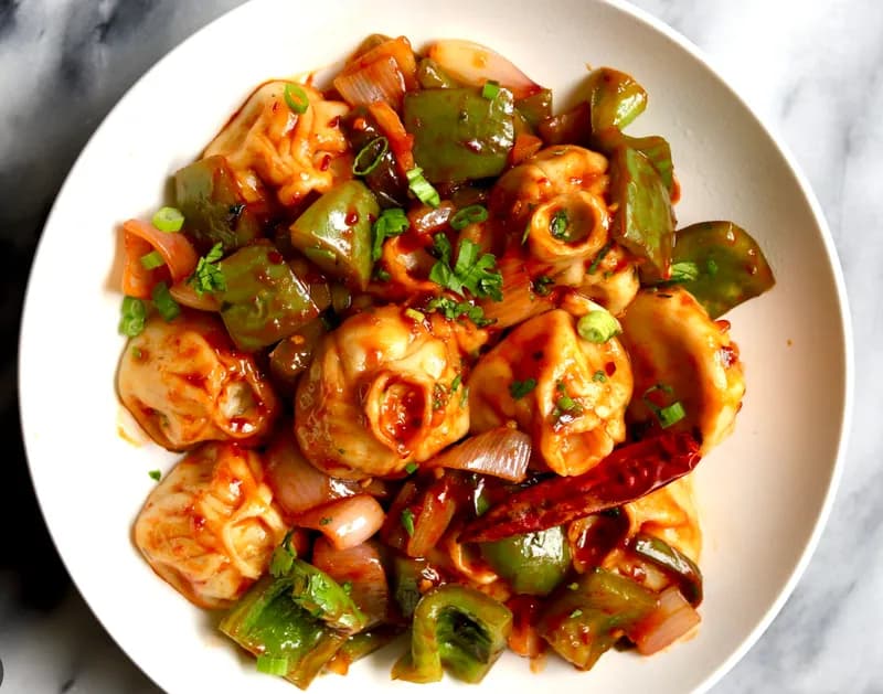 Hot Garlic Momo Veg