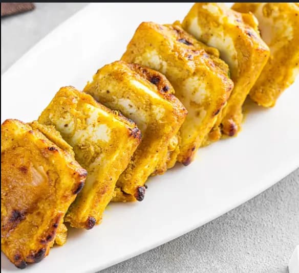 Peeli Mirch Paneer Tikka ( 6 pcs )