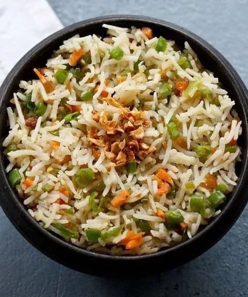 Burnt Garlic Fried Rice (Veg)