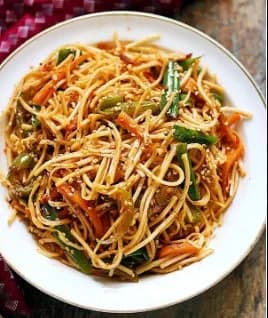 Schezuan Noodles (Veg)