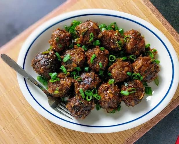 Veg Manchurian ( 6 pcs )