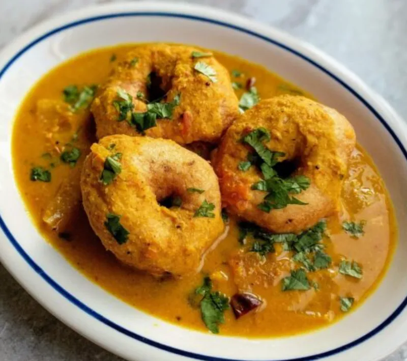 Sambhar Vada ( 2 pcs )