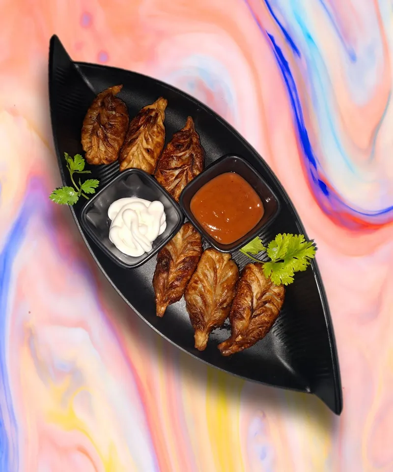 Fried Momo (6 pieces)