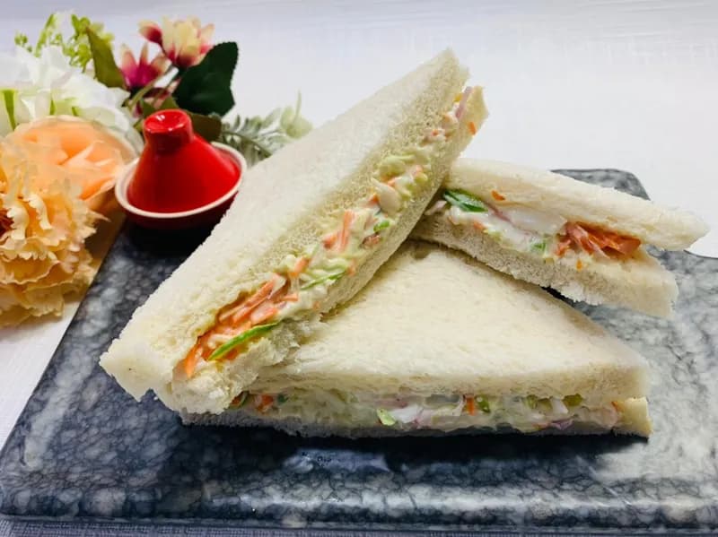 Coleslaw Sandwich