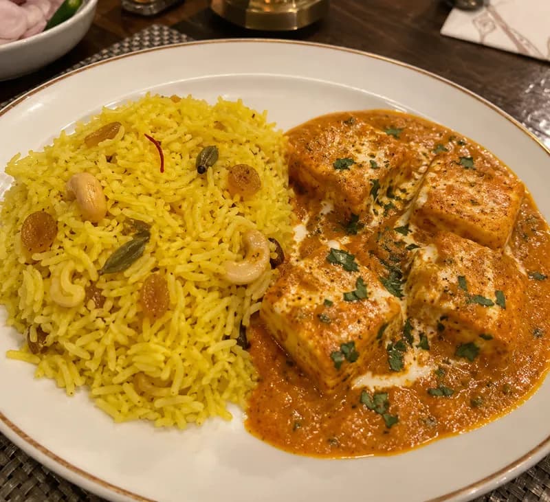Shahi Paneer (4 Pcs) with Basonti Polao